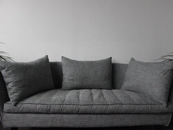 Как правильно перевезти диван, чтобы не повредить его?